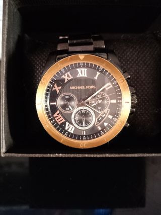 Reloj Michael Kors Negro y Dorado