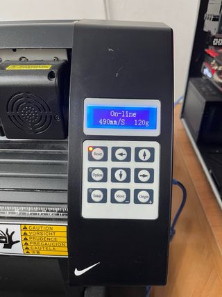 Plotter de corte Vevor negro