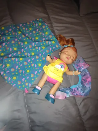 Muñeca Baby Alive con Accesorios en la foto