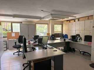 Local en venta en Martorell con opción a vivienda