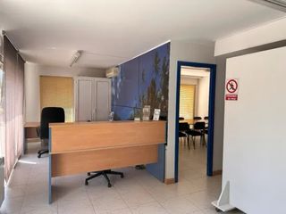 Local en venta en Martorell con opción a vivienda