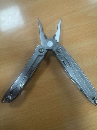 Leatherman Wingman multiherramienta