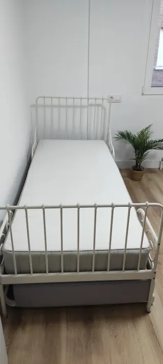 Cama extensible IKEA + nido