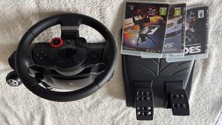 Volante y Pedales PS3 Logitech