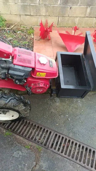 Motoazada Honda F560 Motor 160cc 8 Velocidades