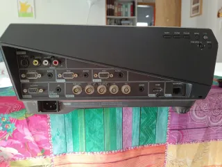 Proyector Sony 3LCD vpl fe-40