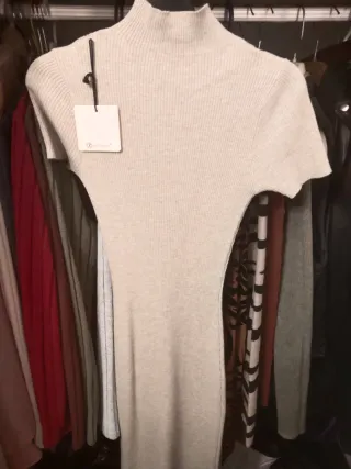 Vestido  imitación a ZARA Beige Talla s/m/L,