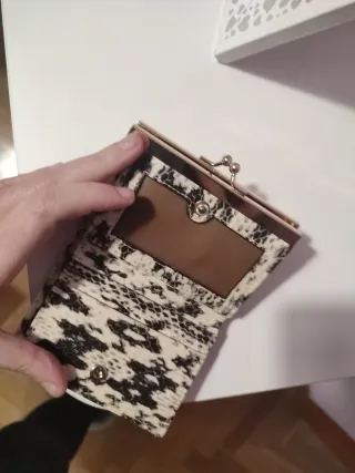 Monedero Parfois rosa