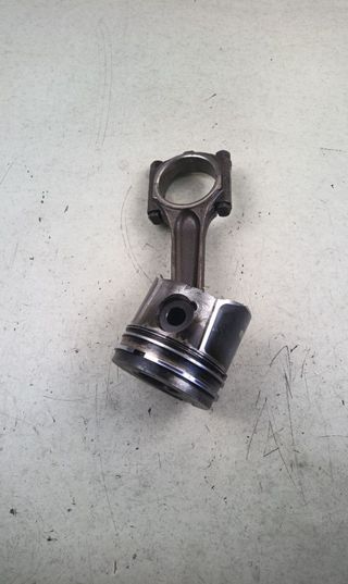 PISTON PEUGEOT 206