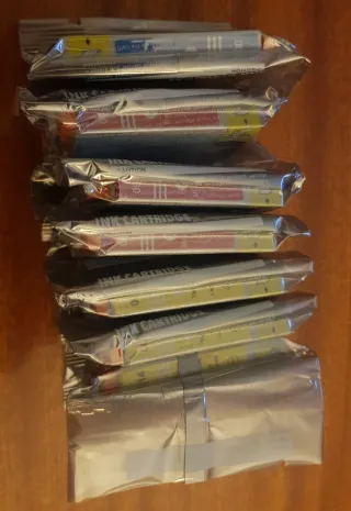 Cartuchos de tinta Epson E-T0613 Magenta y E-T0612