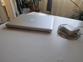 MacBook 2008 Aluminio Plata