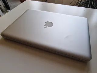 MacBook 2008 Aluminio Plata