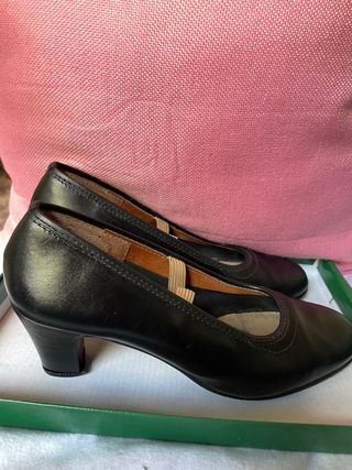 Zapatos tacones de flamenco negros