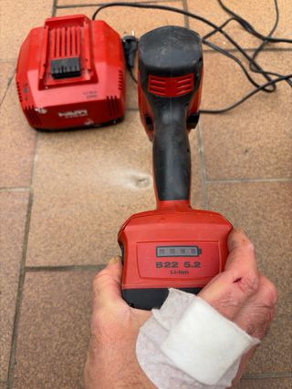 Taladro y Sierra Caladora HILTI negociable...