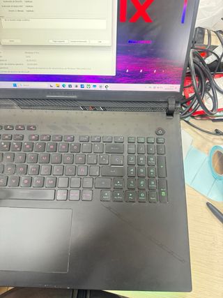 ROG Strix RTX 4090 Laptop i9 32GB RAM RTX 4090