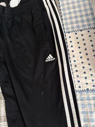 Pantalón chándal Adidas negro