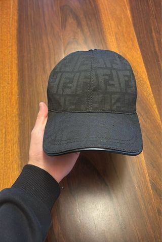 Cappellino Fendi Nero FF