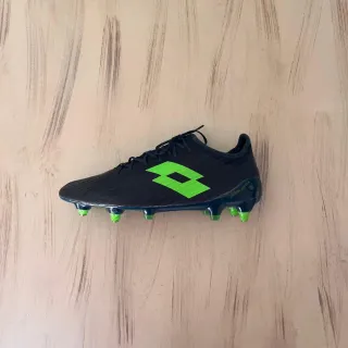 Botas Loto Solista- Tacos SG- Gama Élite