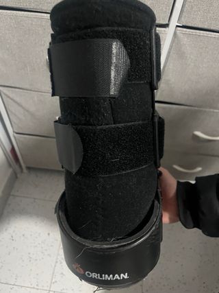 Bota ortopédica negra