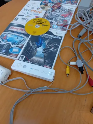 Consola Wii Blanca + 8 Juegos