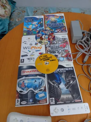 Consola Wii Blanca + 8 Juegos