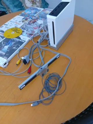 Consola Wii Blanca + 8 Juegos