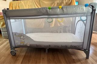 Cuna de viaje + colchón