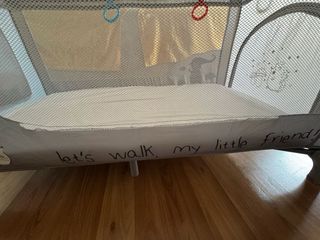 Cuna de viaje + colchón