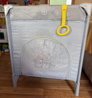 Cuna de viaje + colchón