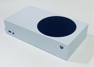 Xbox Series S + Accesorios PRO Gaming