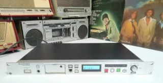 Marantz PMD-560