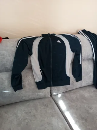 Chándal Adidas azul y Gris