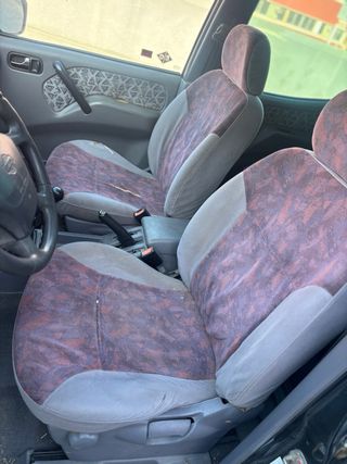 Nissan Terrano II 1999