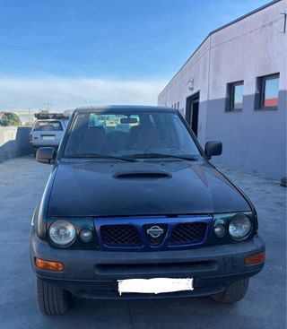 Nissan Terrano II 1999