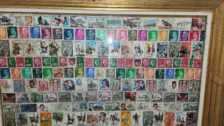 CUADRO VINTAGE CON SELLOS ESPAÑOLES ANTIGUOS