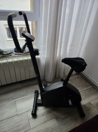 Bicicleta Estática Negra