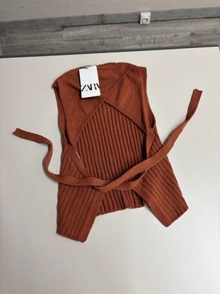 Top Zara Espalda Abierta Marrón