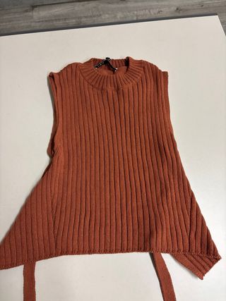 Top Zara Espalda Abierta Marrón