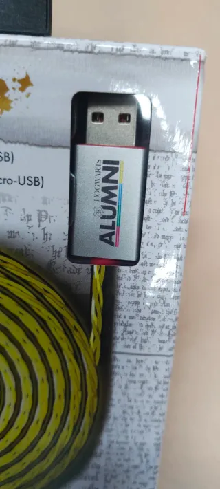 Cable Carga Harry Potter LED Micro USB