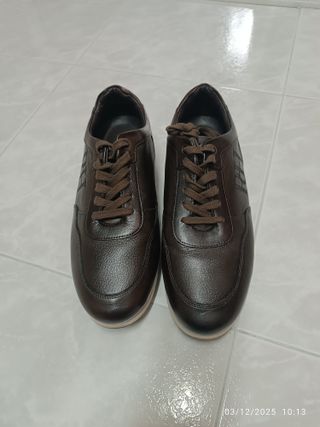 Zapatos marron de Piel con logo PDH