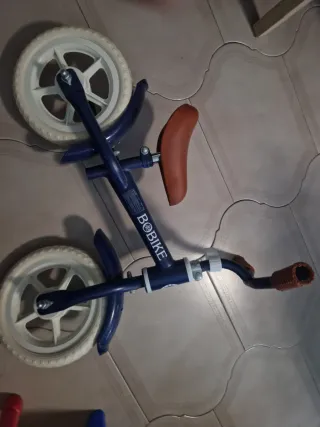 Bicicleta de equilibrio Bobike azul