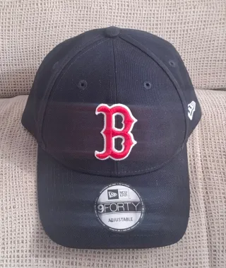 Gorra New Era Boston MLB Roja y Negra. Original.