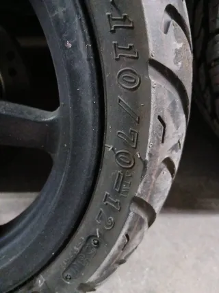 Llantas Yamaha Jog R