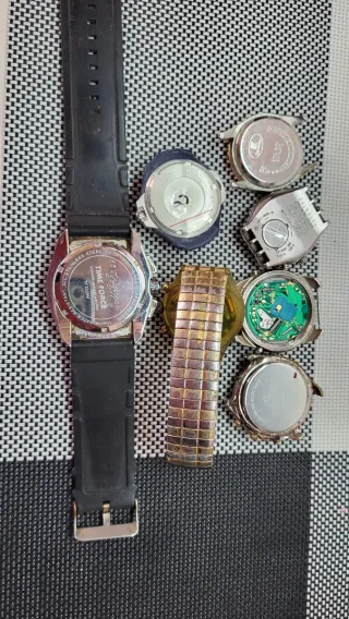 Lote de 7 relojes Swatch