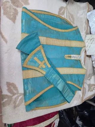 Ropa Eclesiástica Turquesa y Dorada