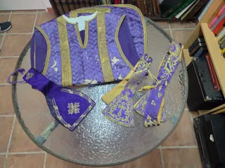 Ropa Eclesiástica Turquesa y Dorada