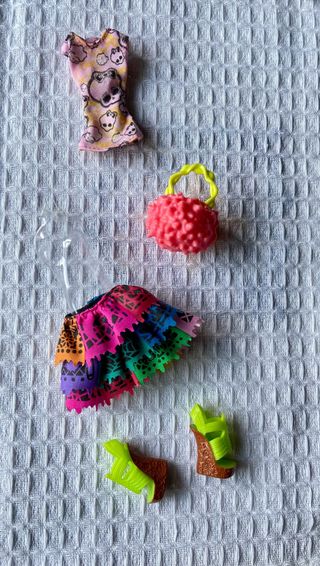 Lote Ropa y Accesorios Monster High