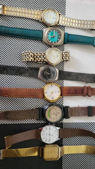 Lote de 8 relojes