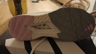 Zapatillas Adidas Crosstraining Mujer Beige/Plata