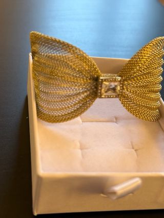 Bracciale a farfalla con cristallo